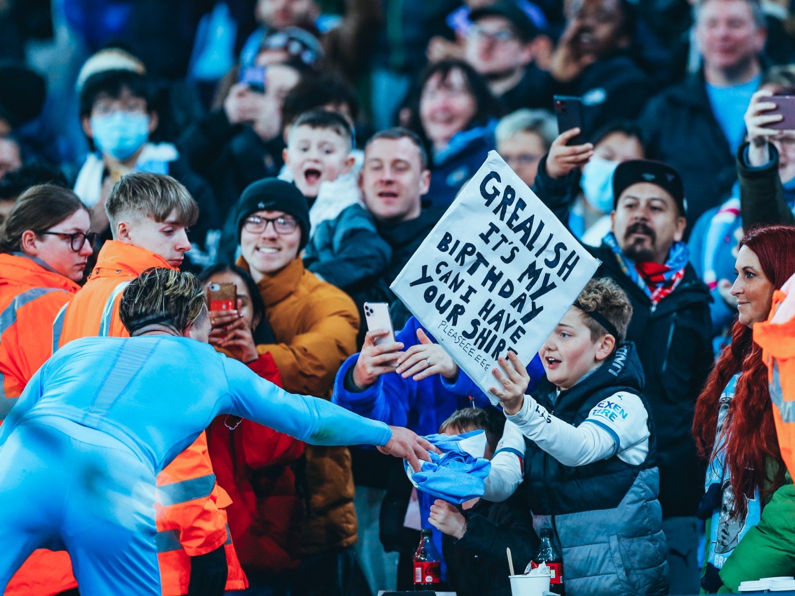 彰显了他们 彰显了他们